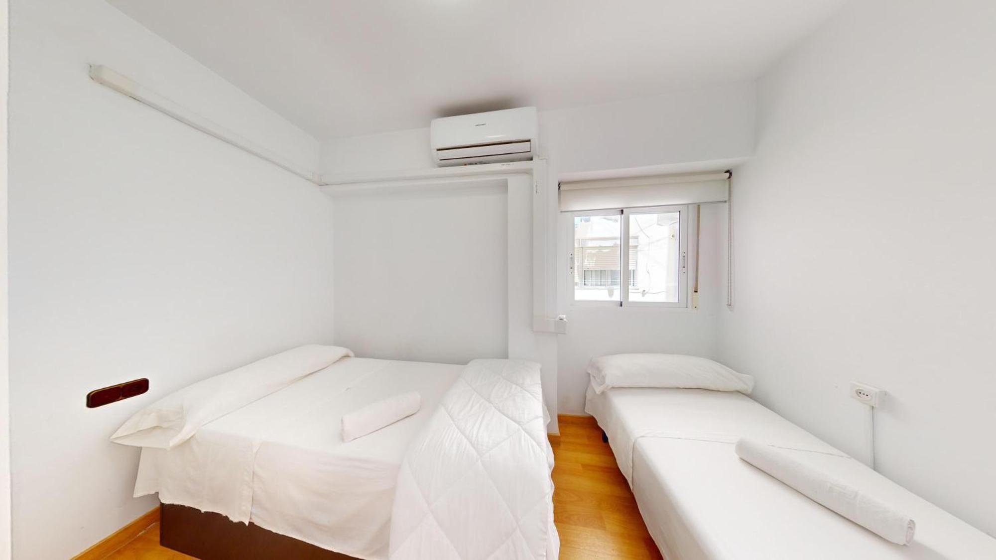 Primera Linea De Playa En Apartament